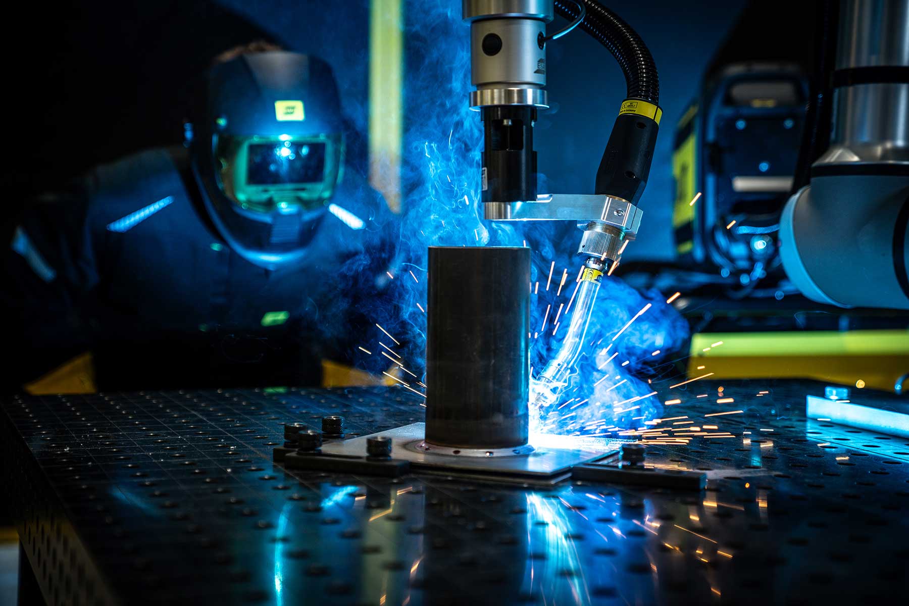 Cobot welder in action