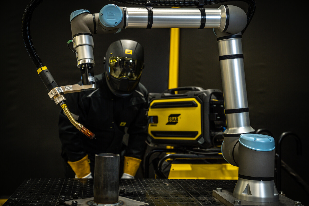 How to Maximize Productivity with a Welding Cobot