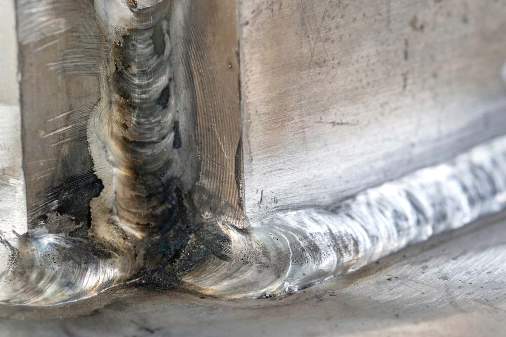 Utilizzo della corrente continua nella saldatura dell'alluminio