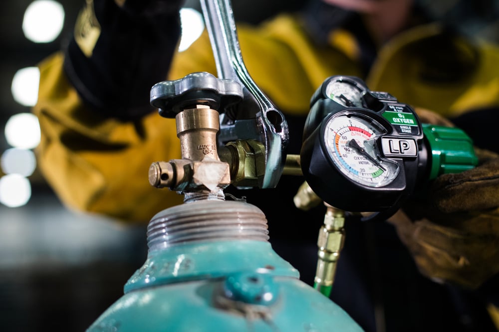 Acetylene Cutting vs. LP Cutting: Which Fuel is Best for Your Metal Fabrication Needs?