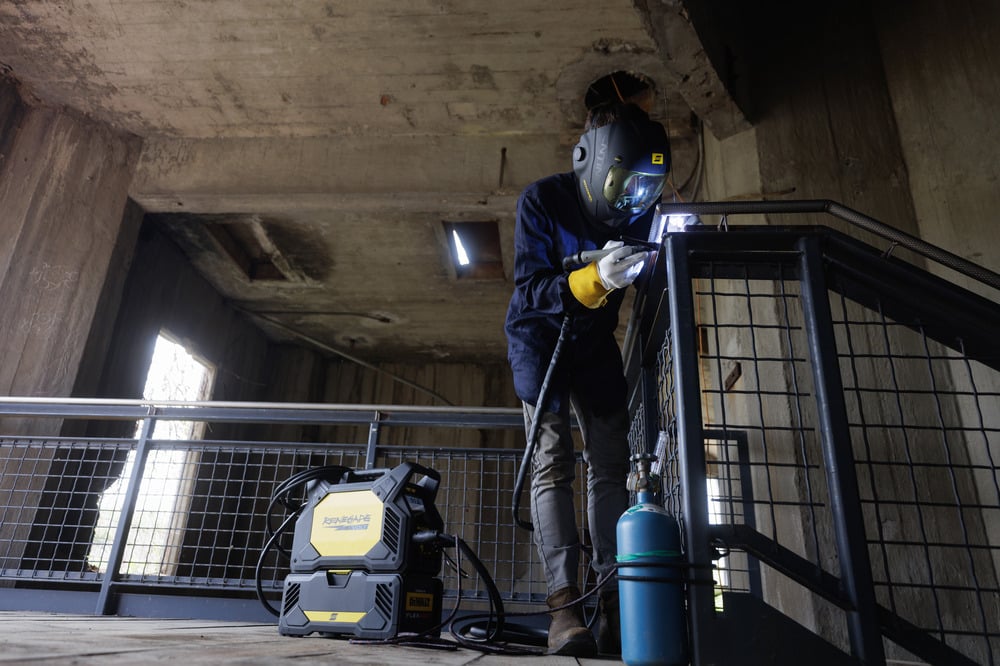 Gas Welding vs. Cordless Battery Welding